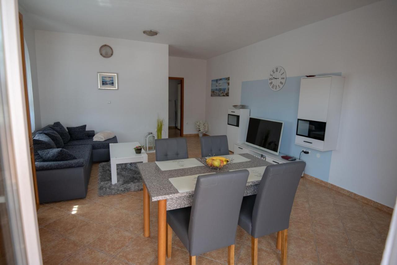 Apartments Mamut Trogir Kültér fotó