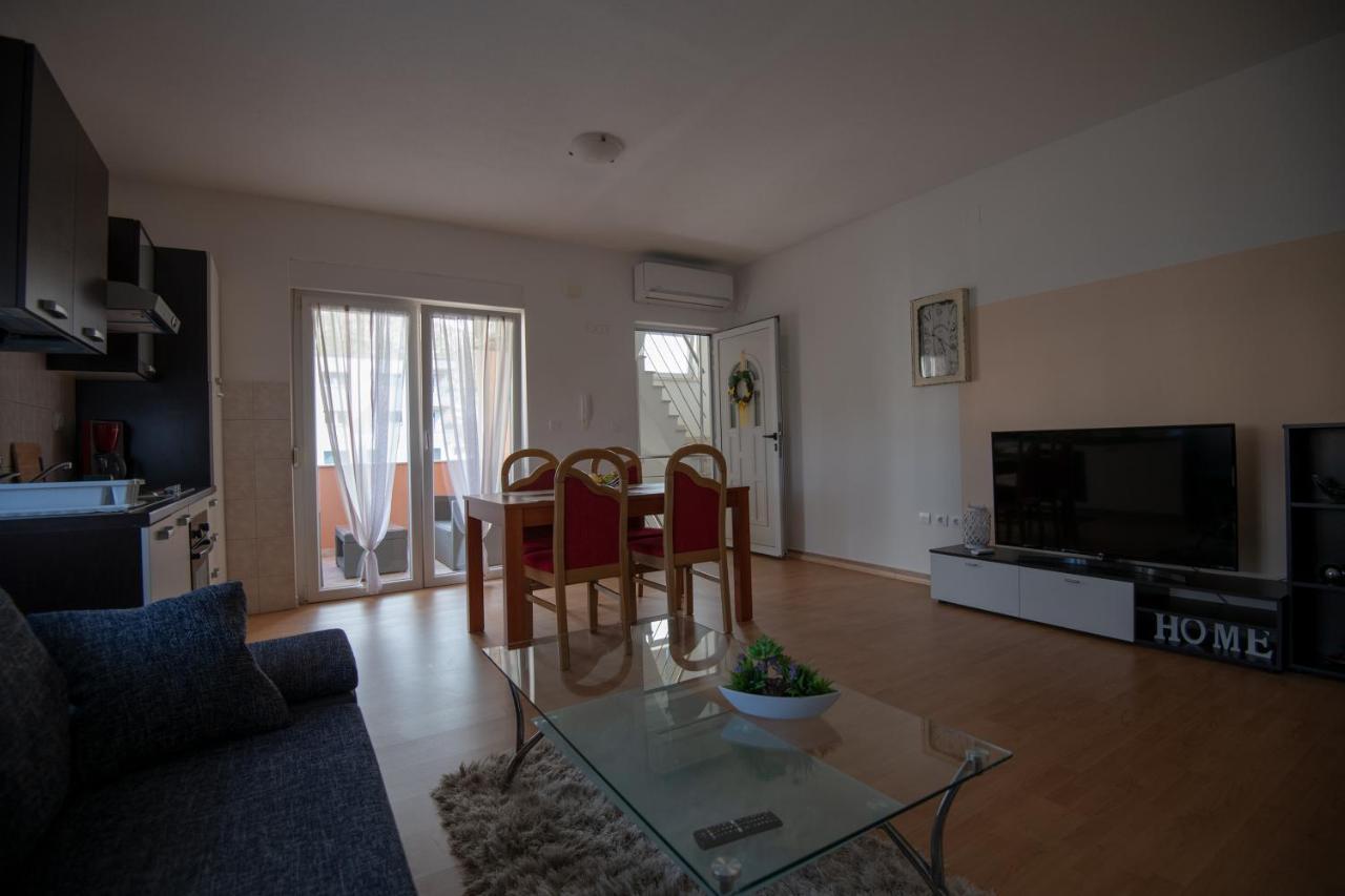 Apartments Mamut Trogir Kültér fotó