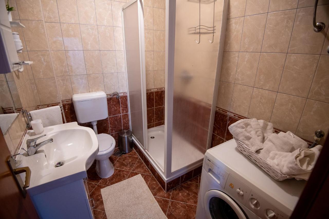 Apartments Mamut Trogir Kültér fotó