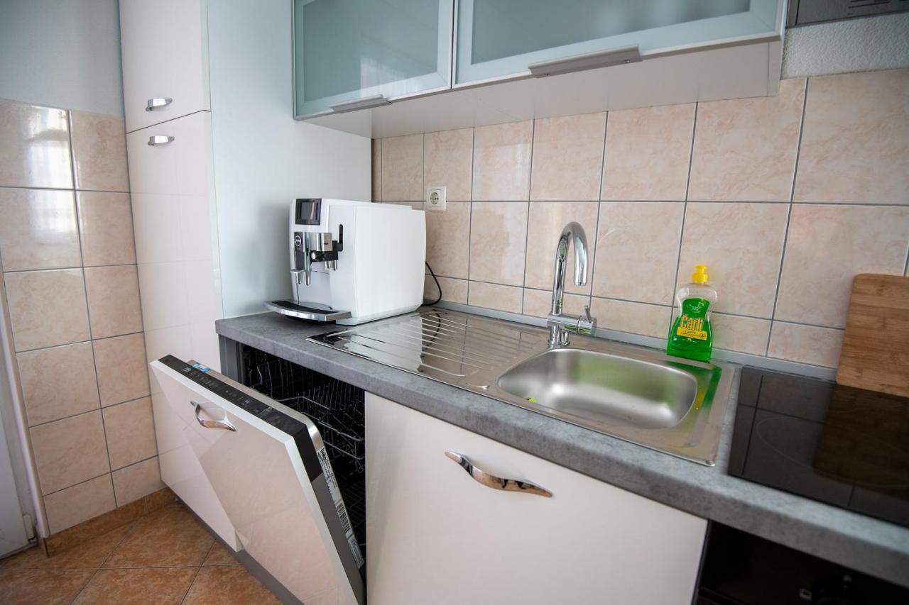 Apartments Mamut Trogir Kültér fotó