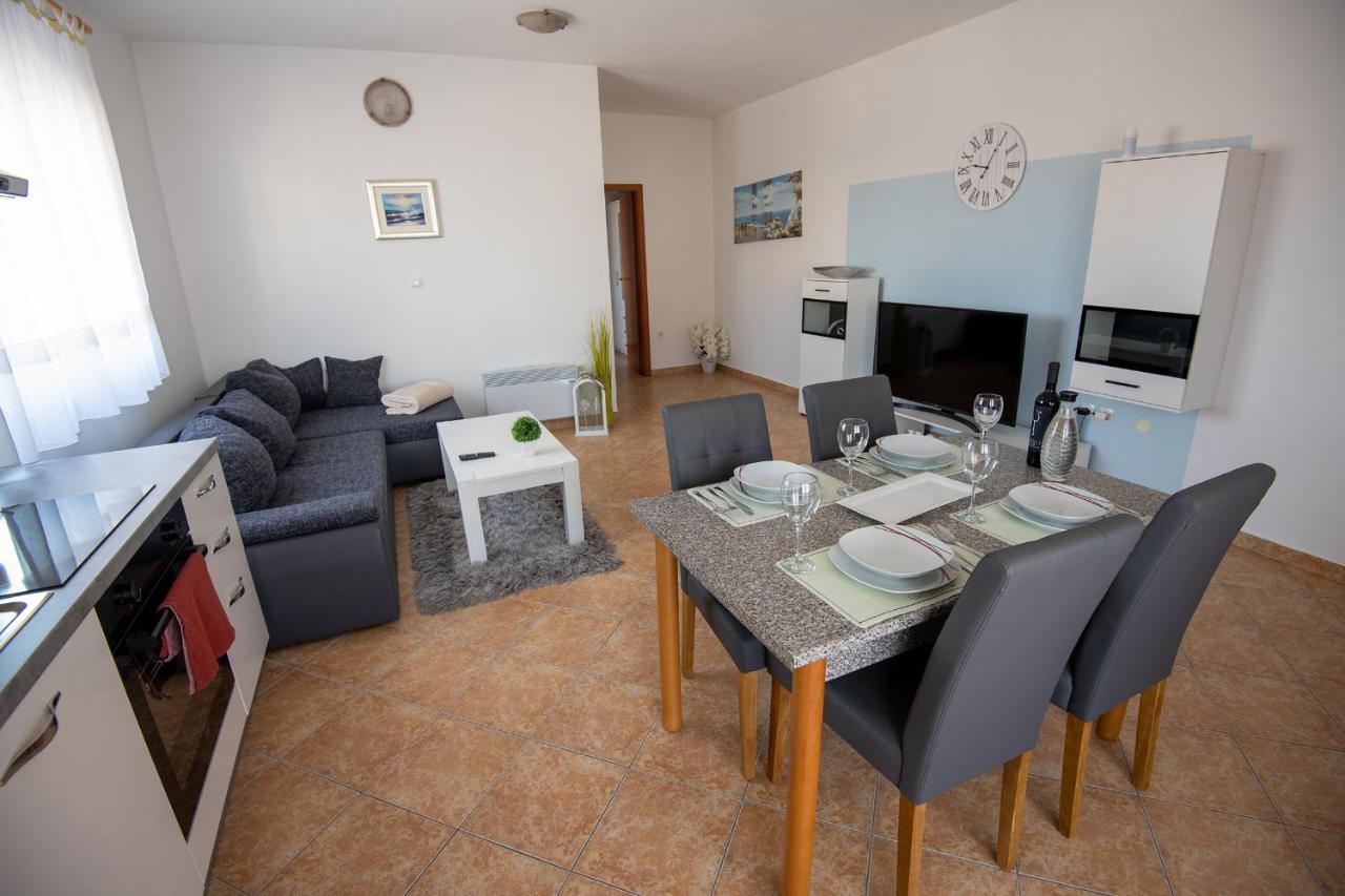 Apartments Mamut Trogir Kültér fotó