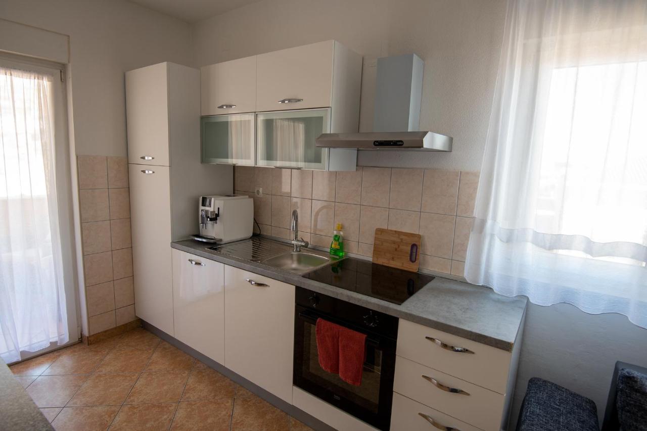 Apartments Mamut Trogir Kültér fotó