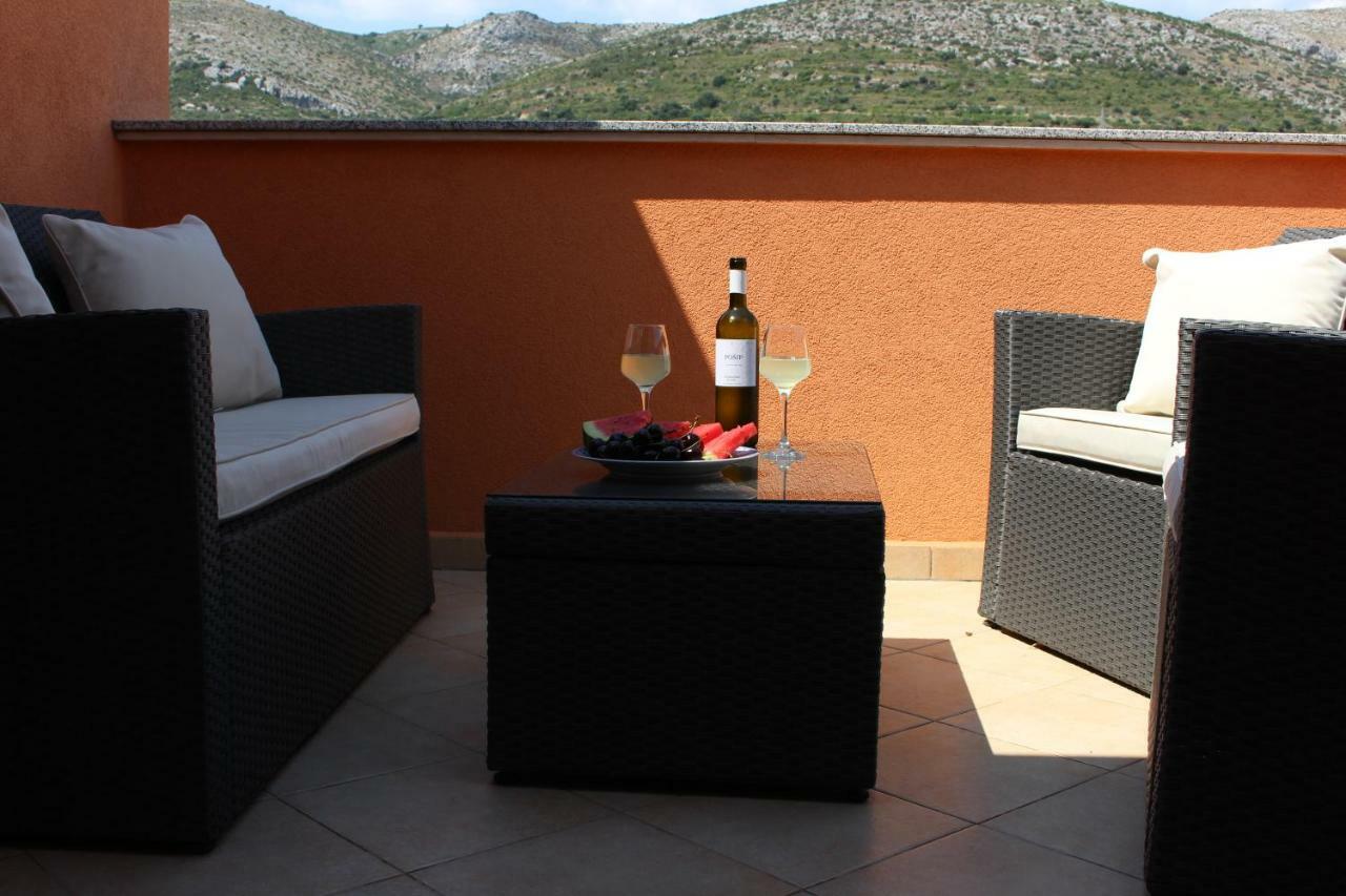 Apartments Mamut Trogir Kültér fotó
