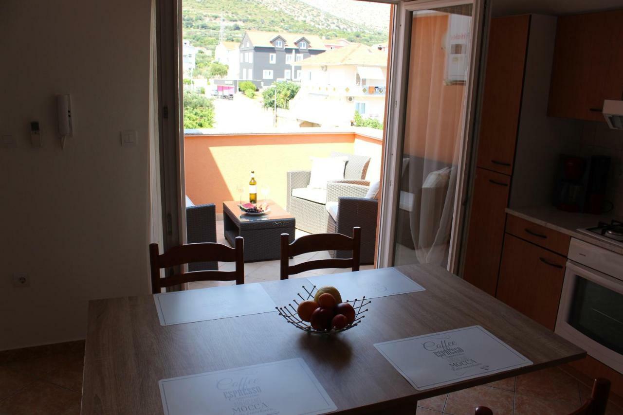 Apartments Mamut Trogir Kültér fotó